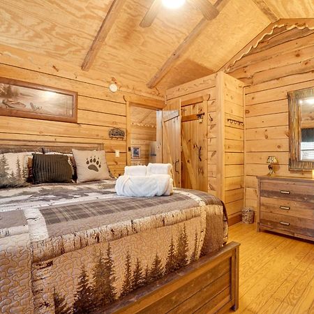 Secluded Family Retreat In Dahlonega With Hot Tub! Βίλα Εξωτερικό φωτογραφία
