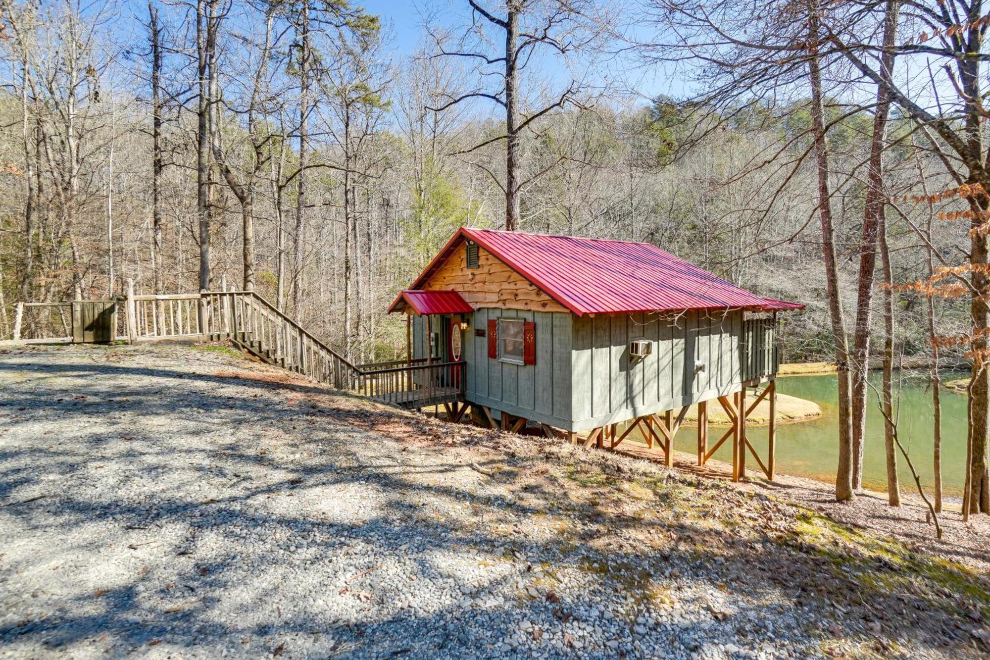 Secluded Family Retreat In Dahlonega With Hot Tub! Βίλα Εξωτερικό φωτογραφία